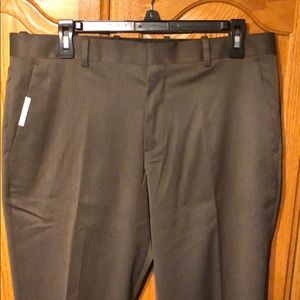 NWT! Perry Ellis Slim Fit dress pants 33x32